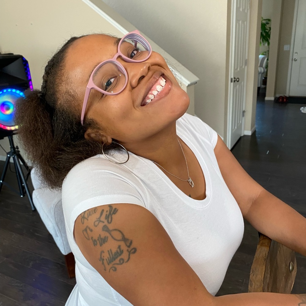 Meet your Posher, Shaneice